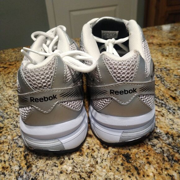 Reebok Pheehan Running Shoe 1AP506 Men’s Size 9 4E Silver Foil With Black/White main image 5